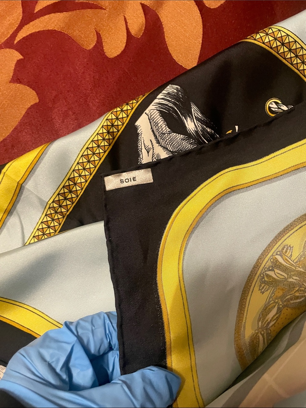 Vintage Hermes silk scarf - Picture 9 of 17